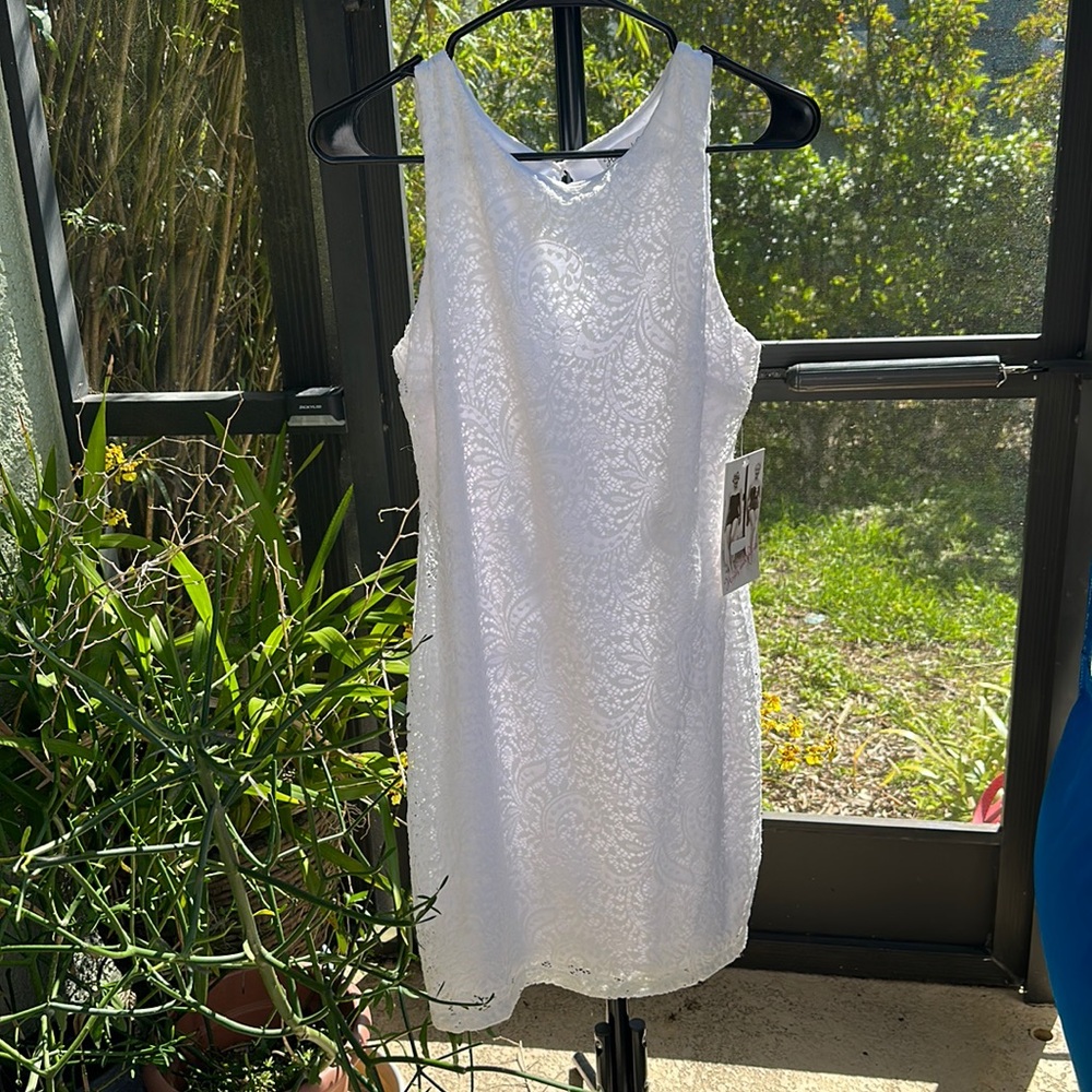 Honey & Rosie White lacy Bodycon sleeveless Dress large
